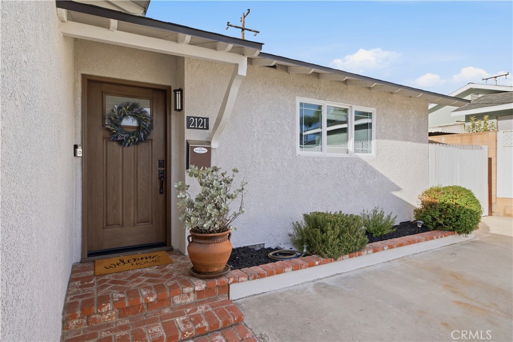 2121 Merced Property Photo 7