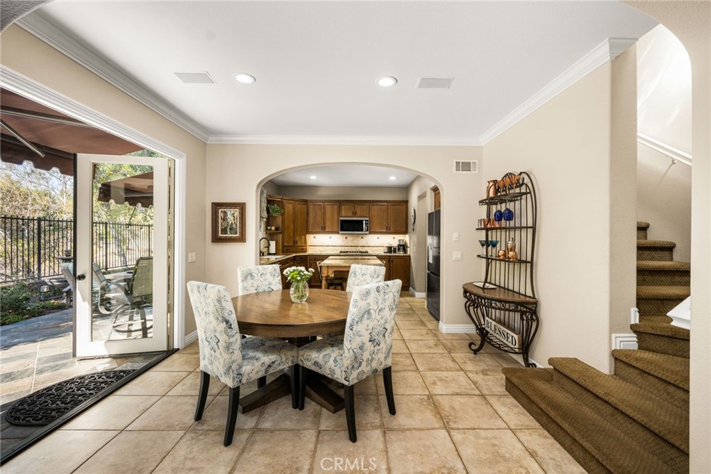 101 Talmadge Property Photo 8