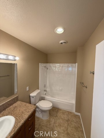 249 E Jackson Street B Property Photo 3