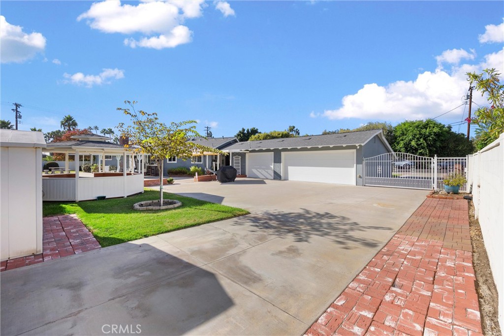16612 Camille Property Photo 8