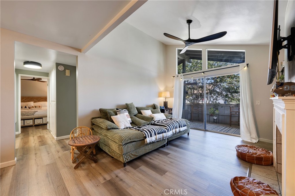 24140 S Western Avenue B Property Photo 6