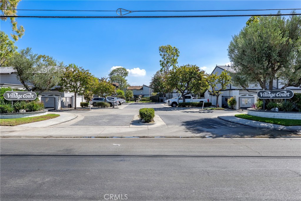24140 S Western Avenue B Property Photo 24