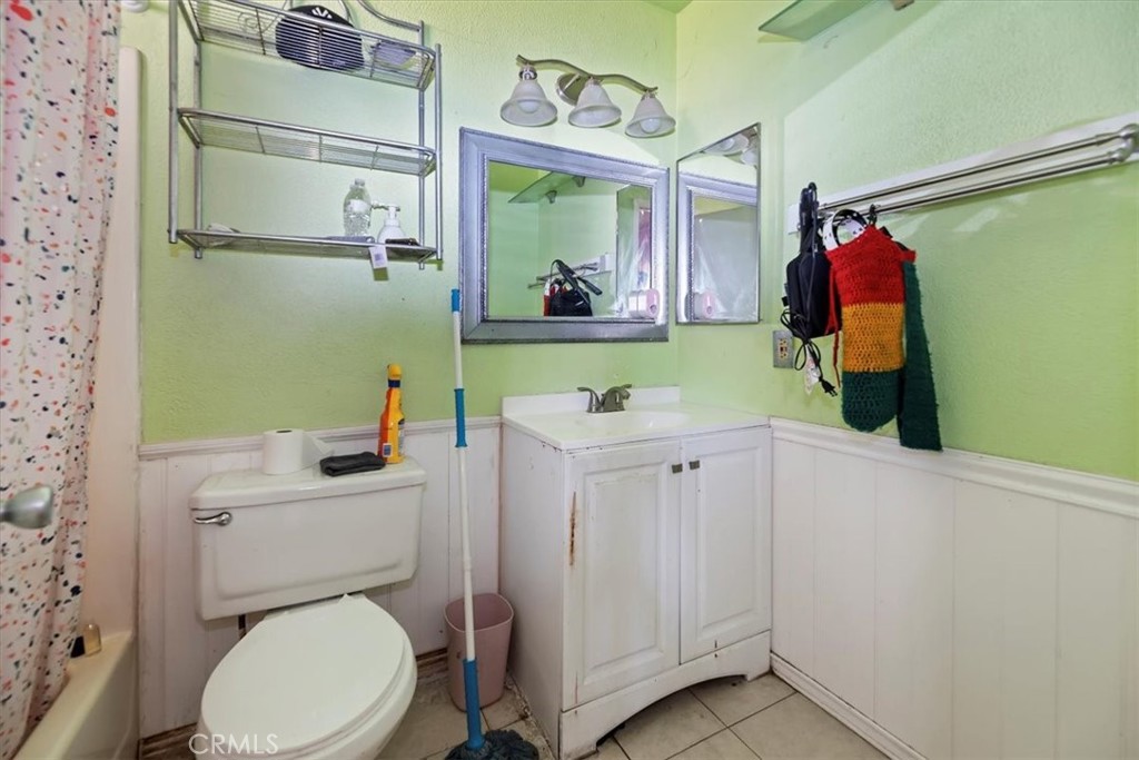 435 Leverett Property Photo 2