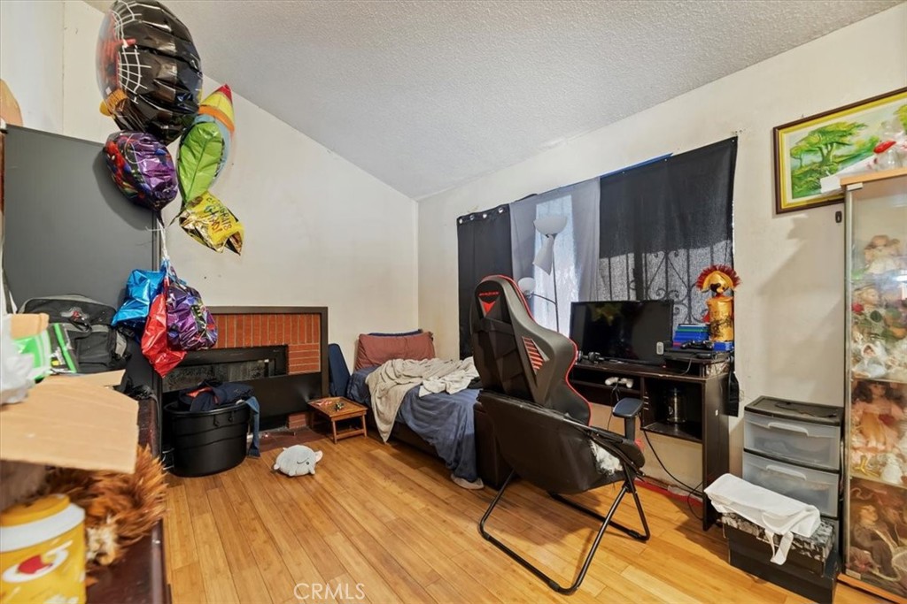 435 Leverett Property Photo 10