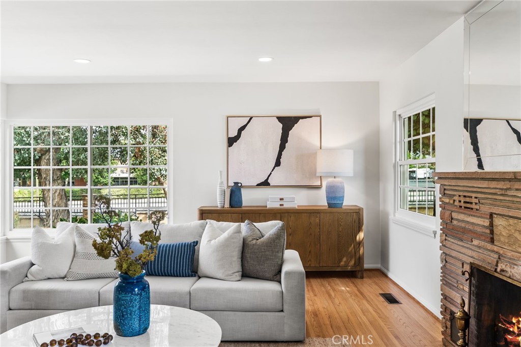 14021 Livingston Street Property Photo 15