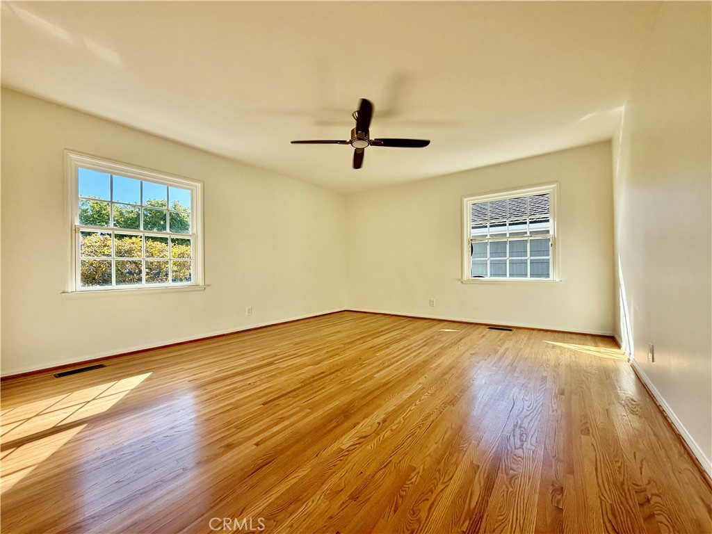 14021 Livingston Street Property Photo 16