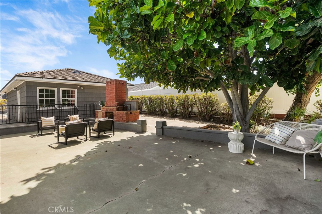 14021 Livingston Street Property Photo 43