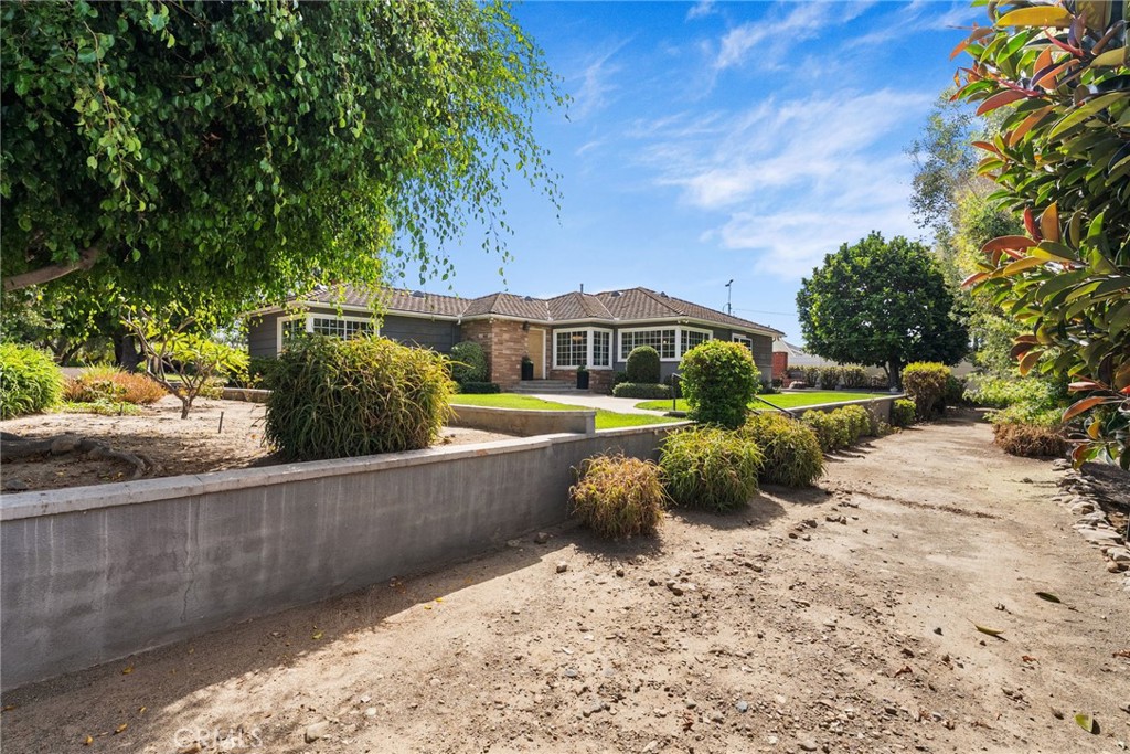 14021 Livingston Street Property Photo 47