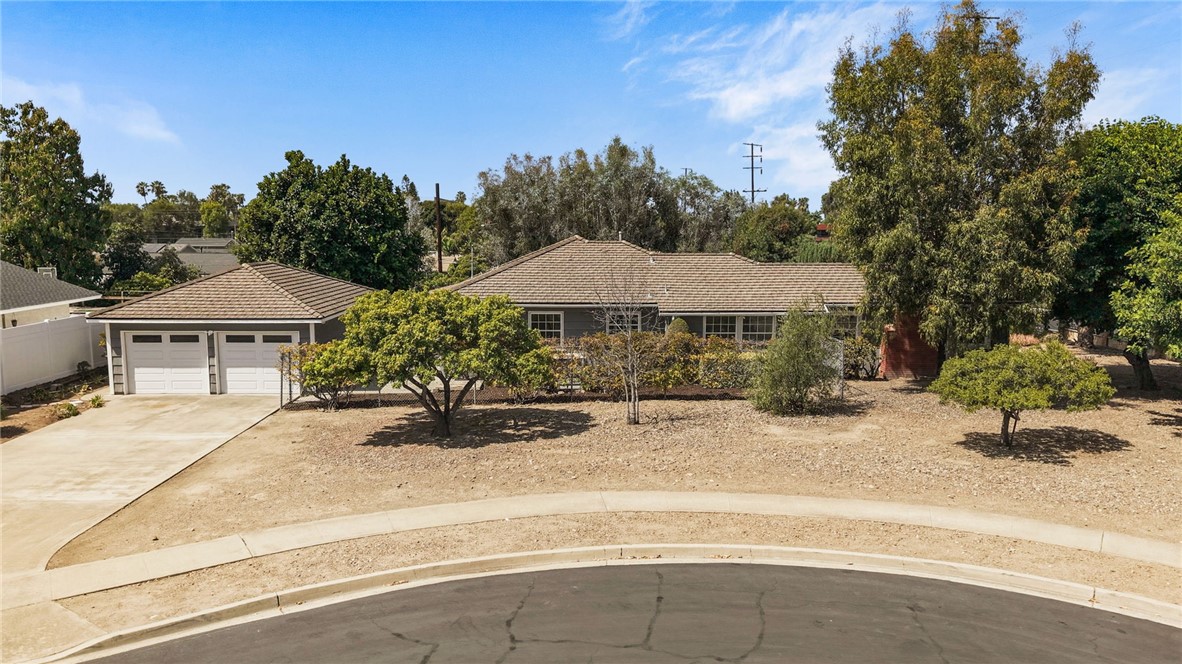 14021 Livingston Street Property Photo 48