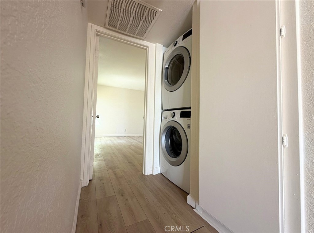 2493 W Acacia Avenue Property Photo 12