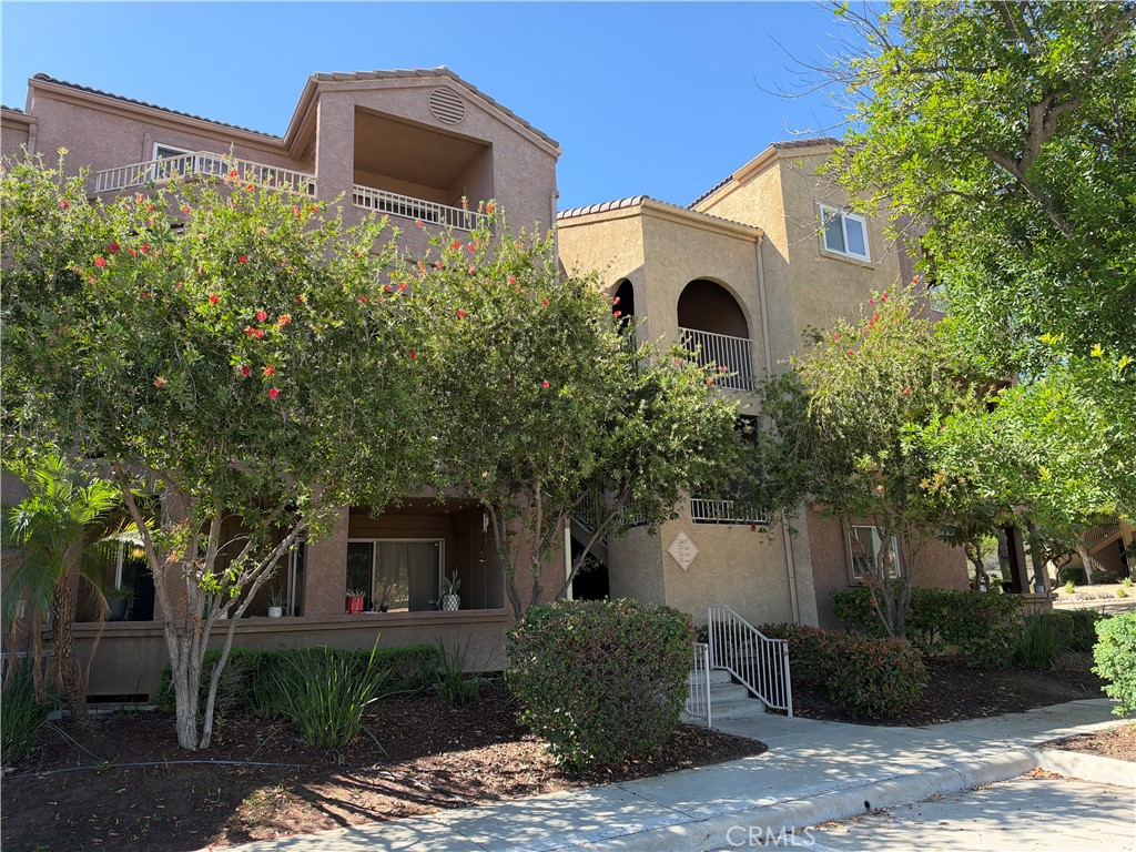 2400 San Gabriel 106 Property Photo 3