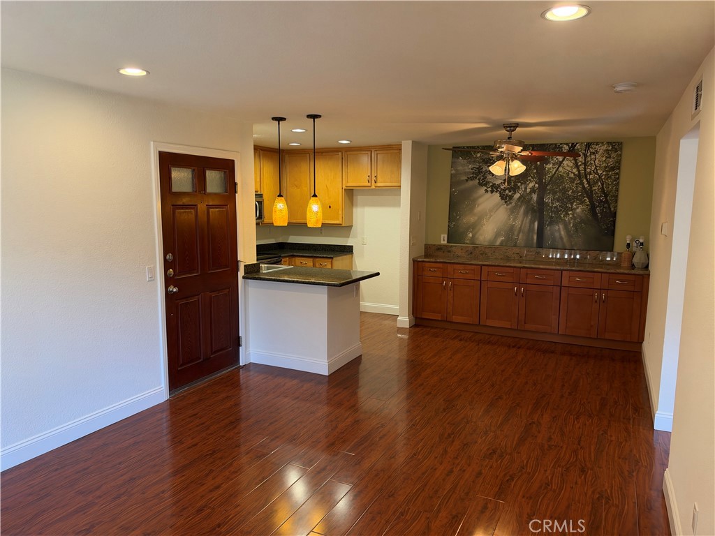 2400 San Gabriel 106 Property Photo 6