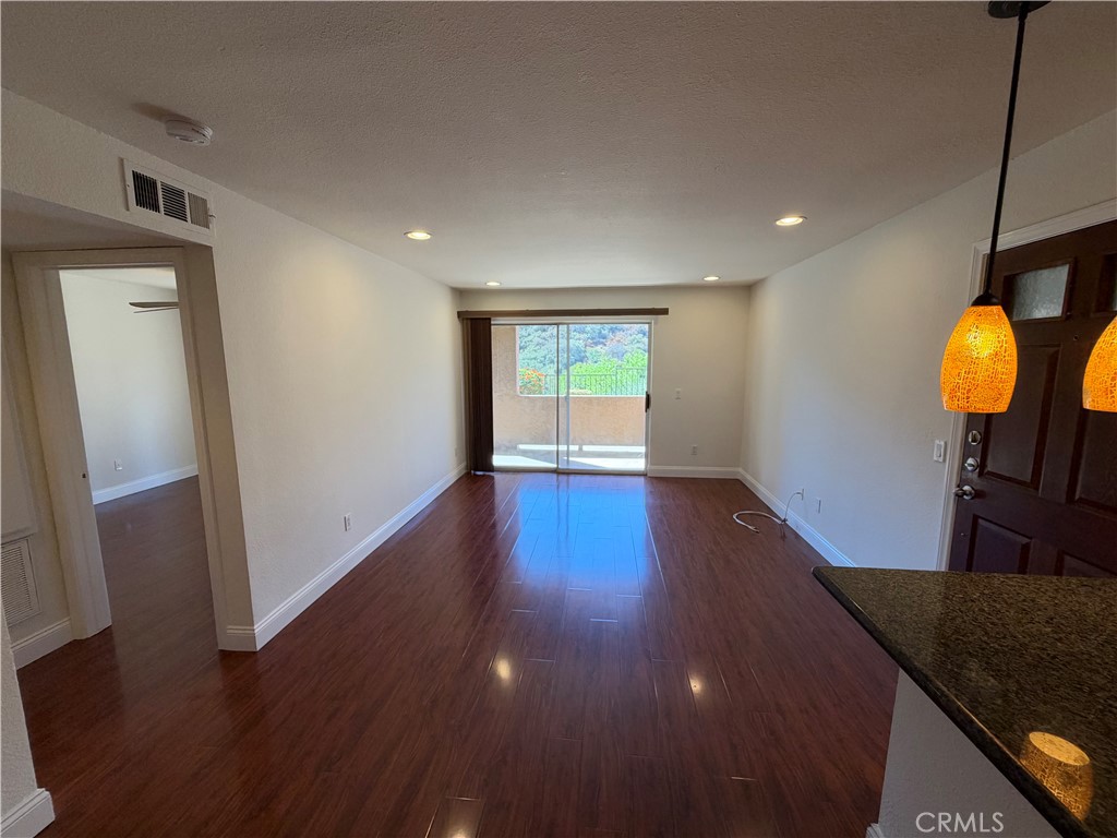2400 San Gabriel 106 Property Photo 11