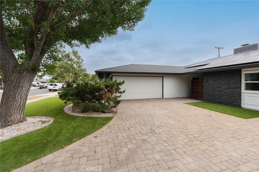 521 W Memory Property Photo 3