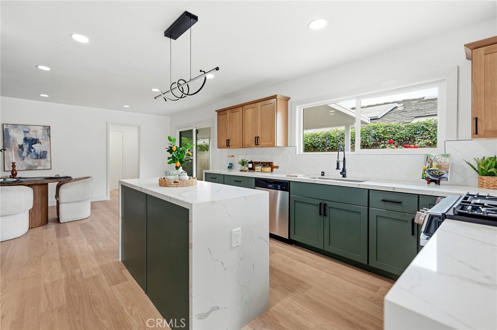 521 W Memory Property Photo 8