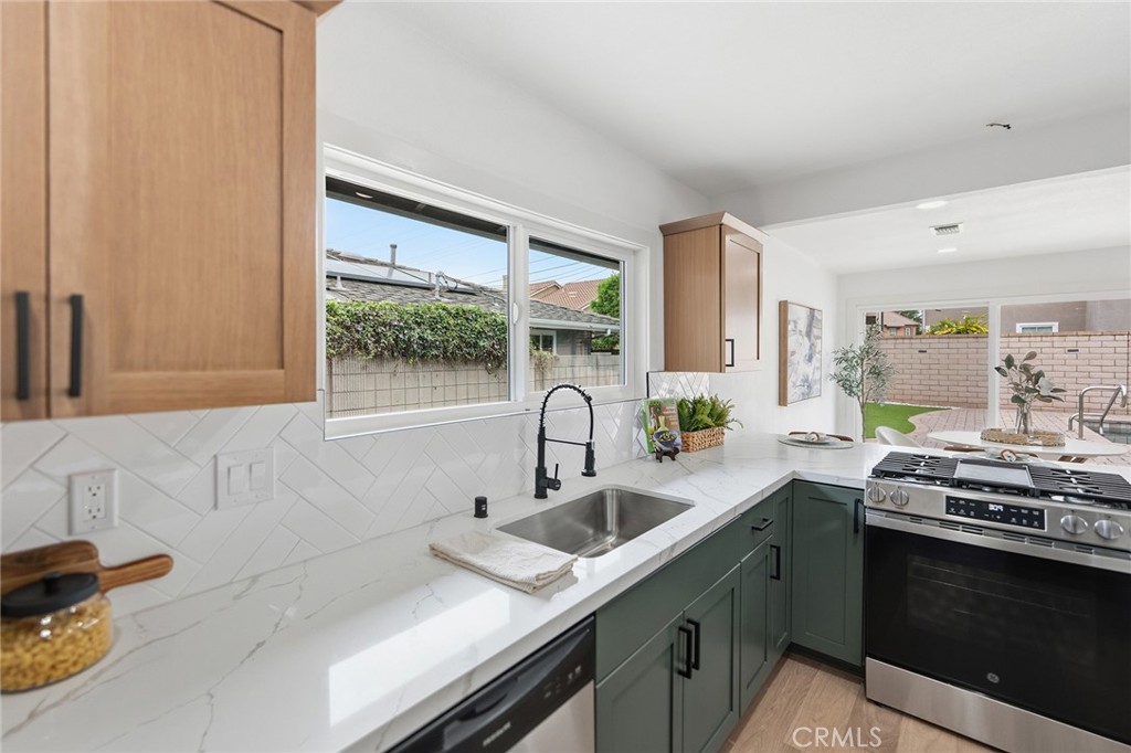 521 W Memory Property Photo 10