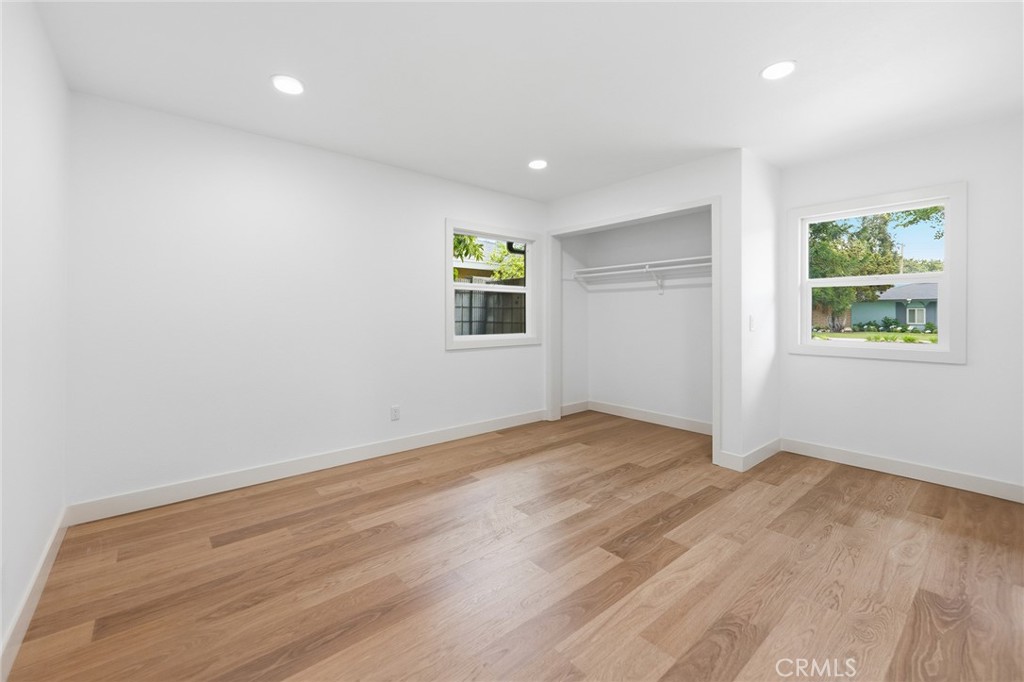 521 W Memory Property Photo 39