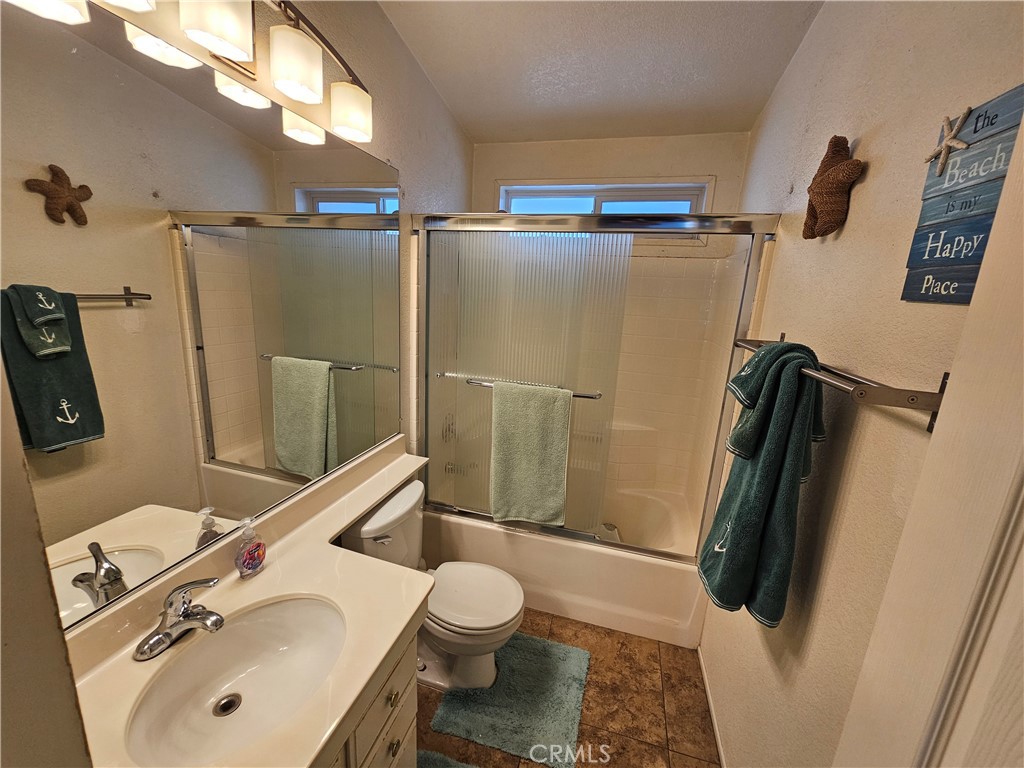 61 Malaga Property Photo 10