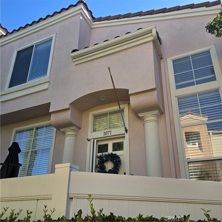 1071 S Volterra Property Photo 4