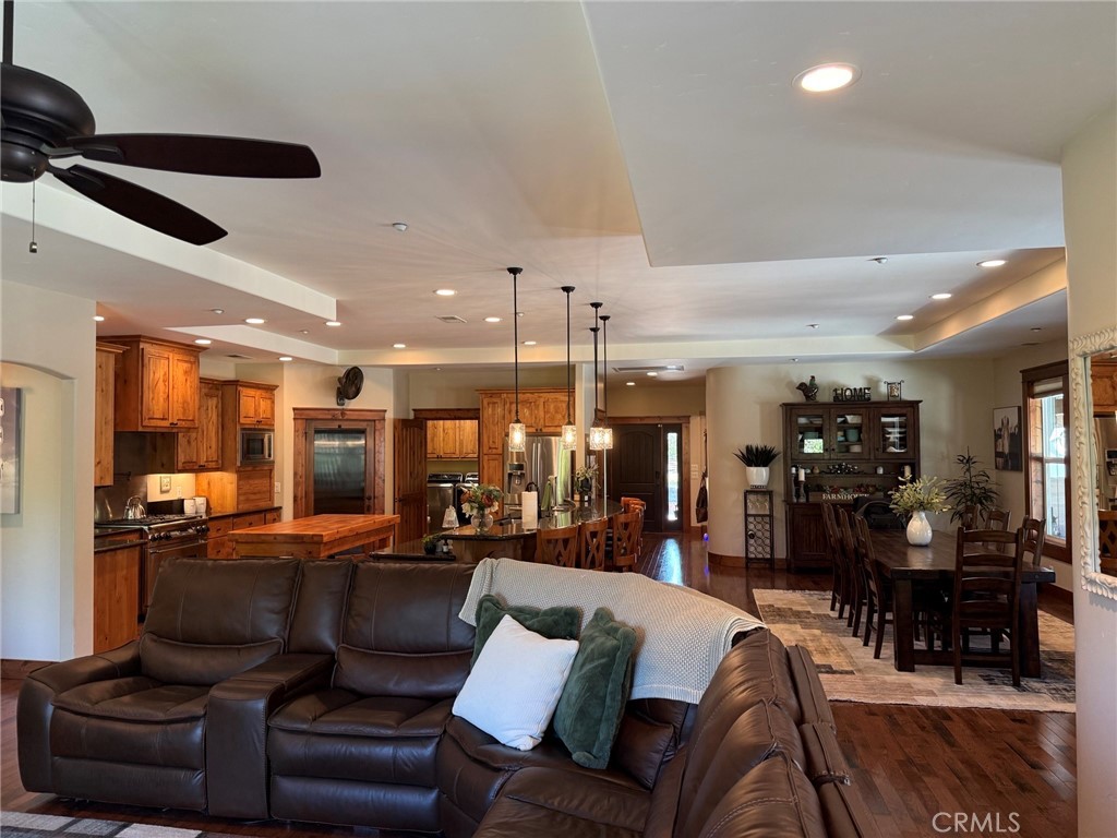575 Biggs East Property Photo 16