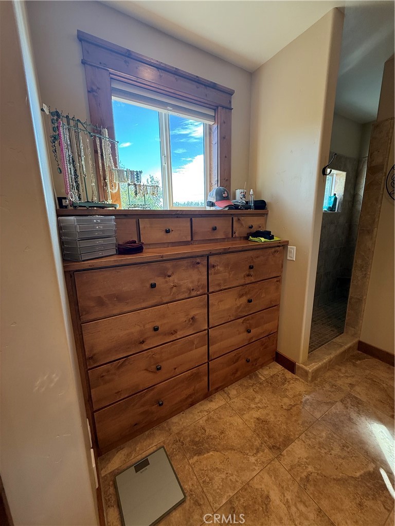 575 Biggs East Property Photo 22