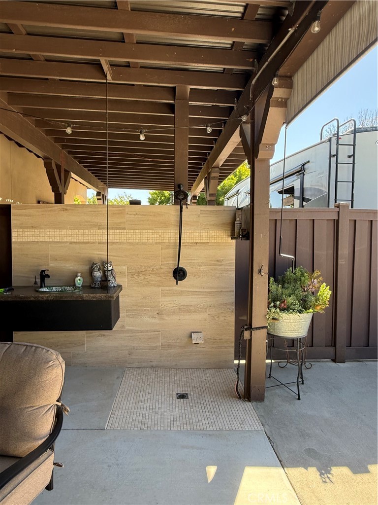 575 Biggs East Property Photo 43