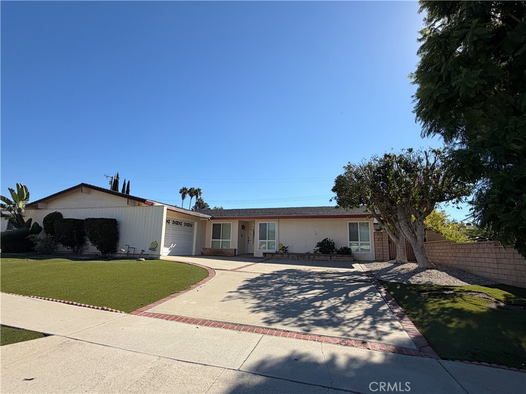 22922 Dry Creek Property Photo 1