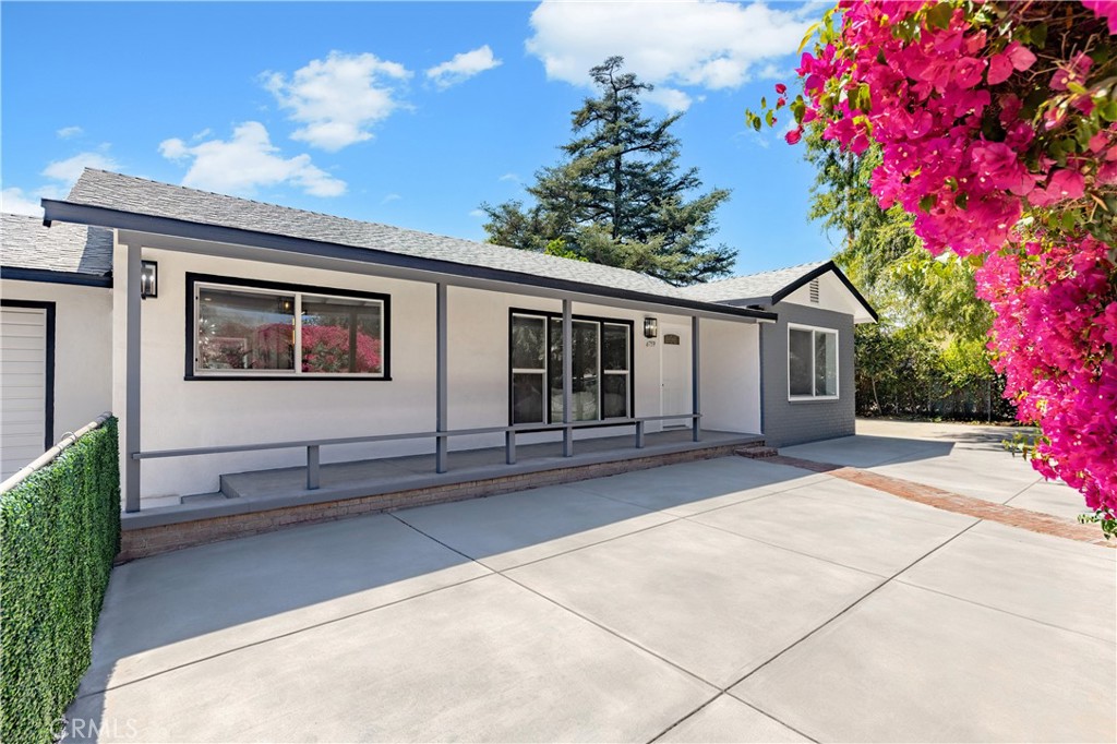 6759 N Golden West Property Photo 8