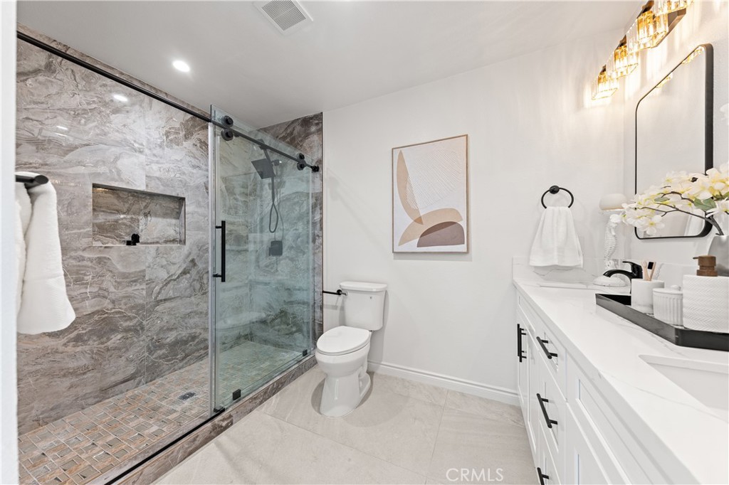 6759 N Golden West Property Photo 44