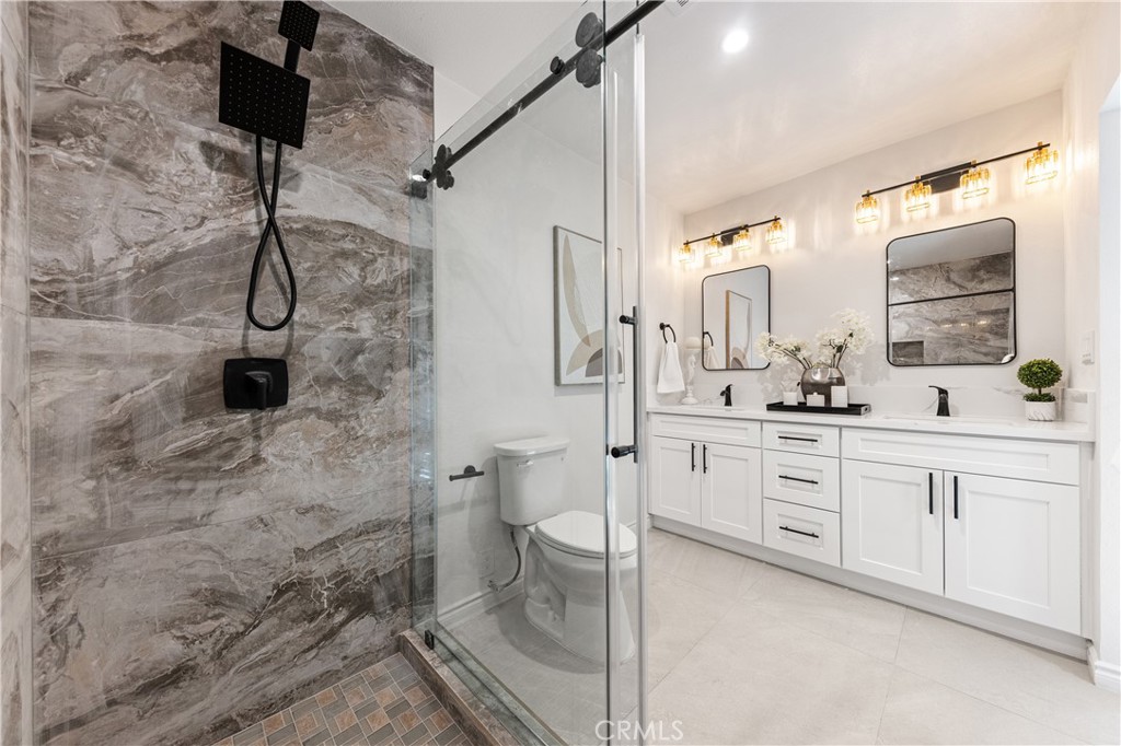 6759 N Golden West Property Photo 46