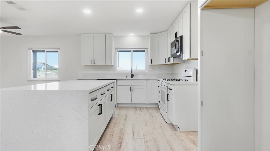 18215 Carob Property Photo 5
