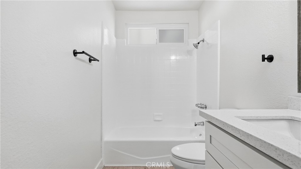 18215 Carob Property Photo 11