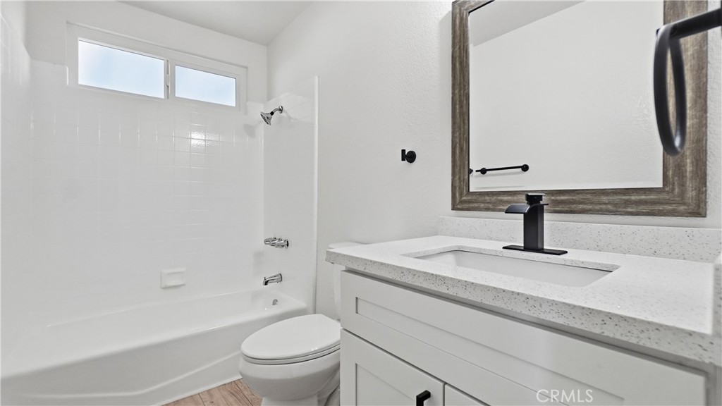 18215 Carob Property Photo 12