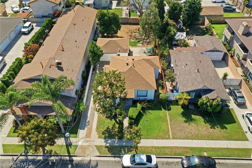 9556 Mayne Property Photo 21