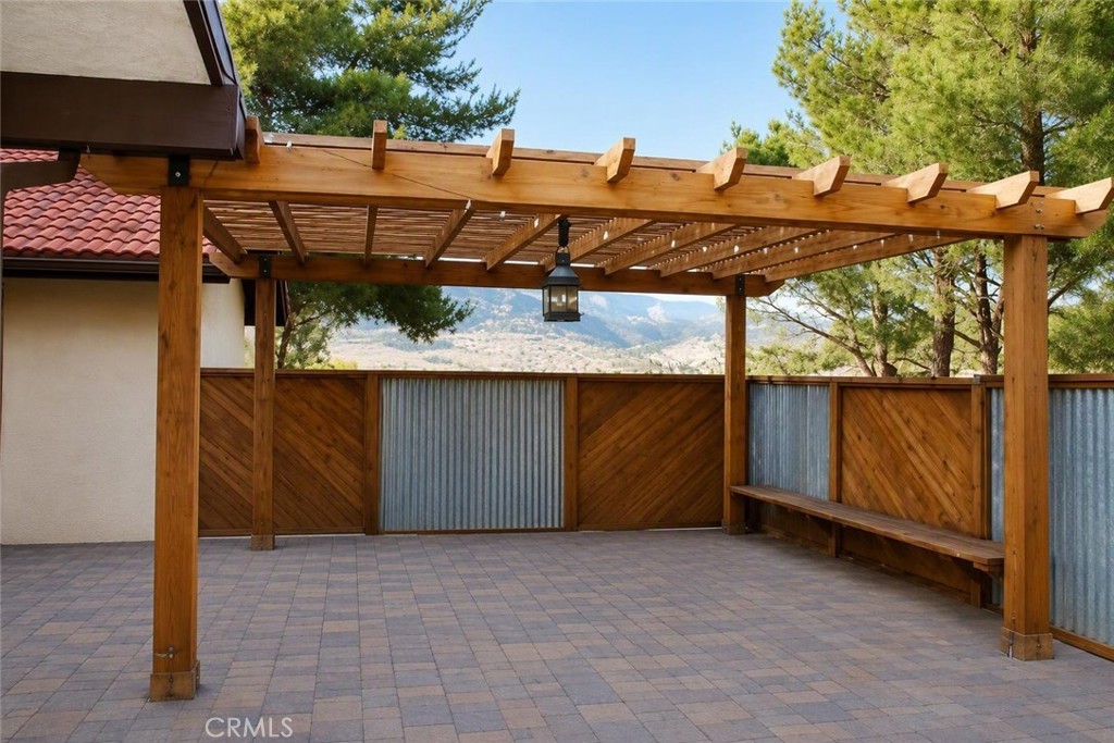 3811 Wagon Wheel Drive Property Photo 16