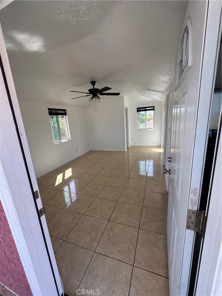 3241 Easy Property Photo 5