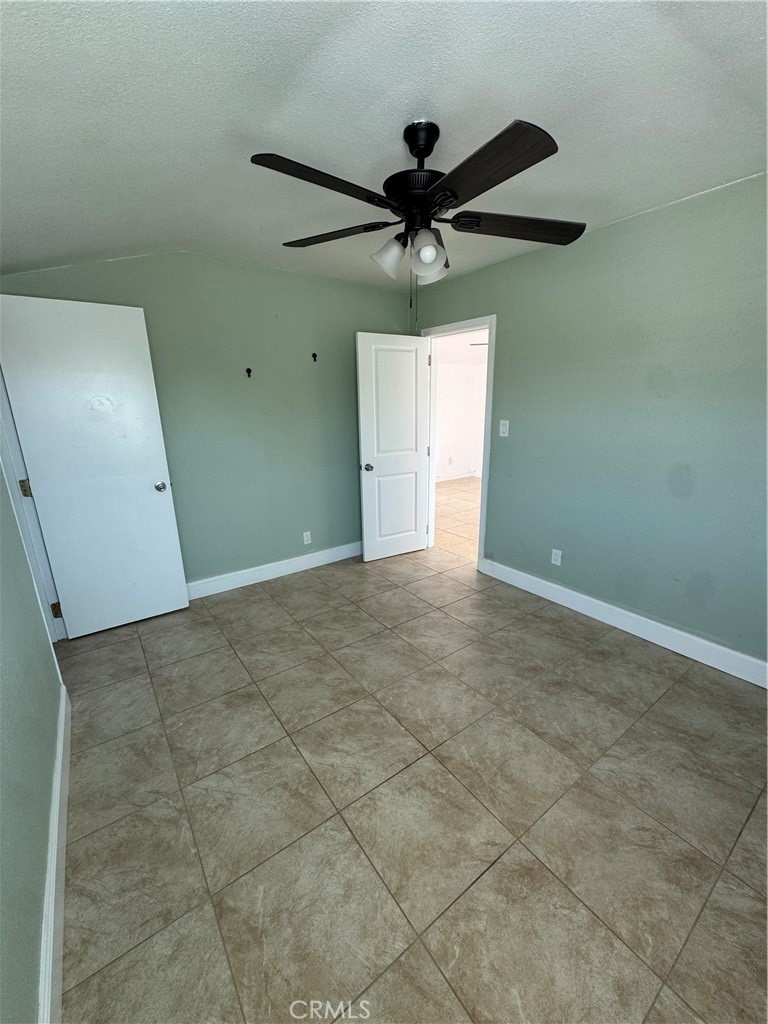 3241 Easy Property Photo 11