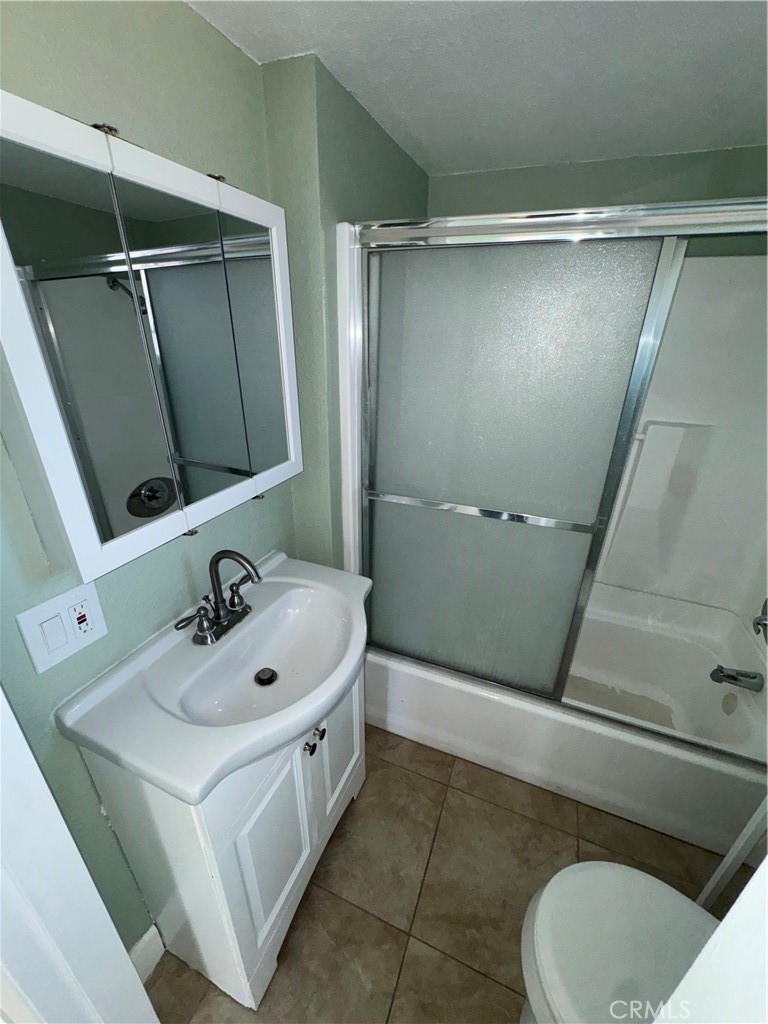 3241 Easy Property Photo 13
