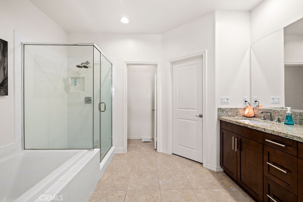 18041 Magee Property Photo 23