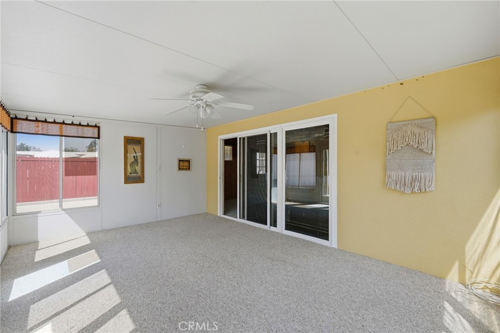 9606 Maplewood Property Photo 15