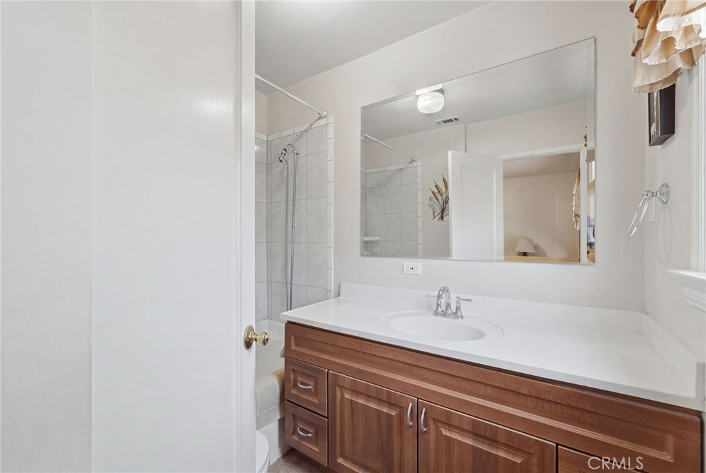 9606 Maplewood Property Photo 18