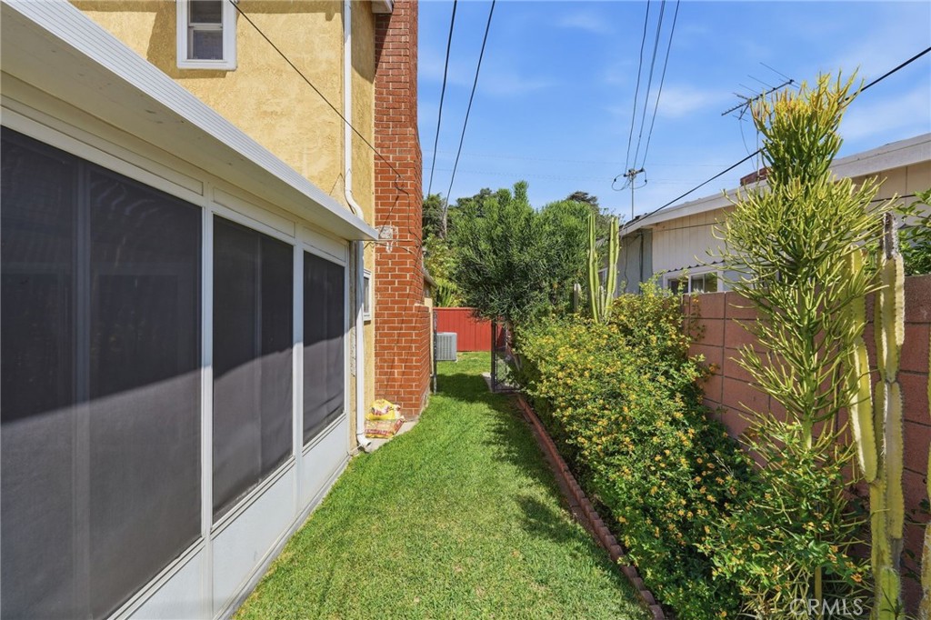 9606 Maplewood Property Photo 35