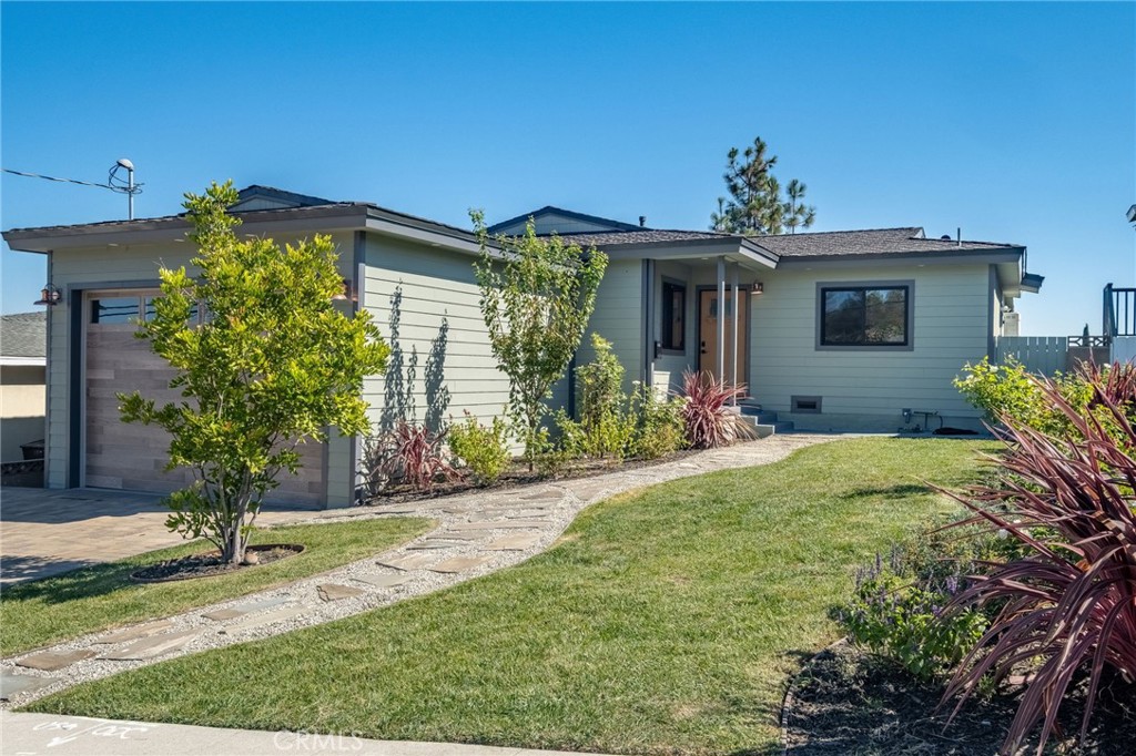 25710 Crest Road Property Photo 1