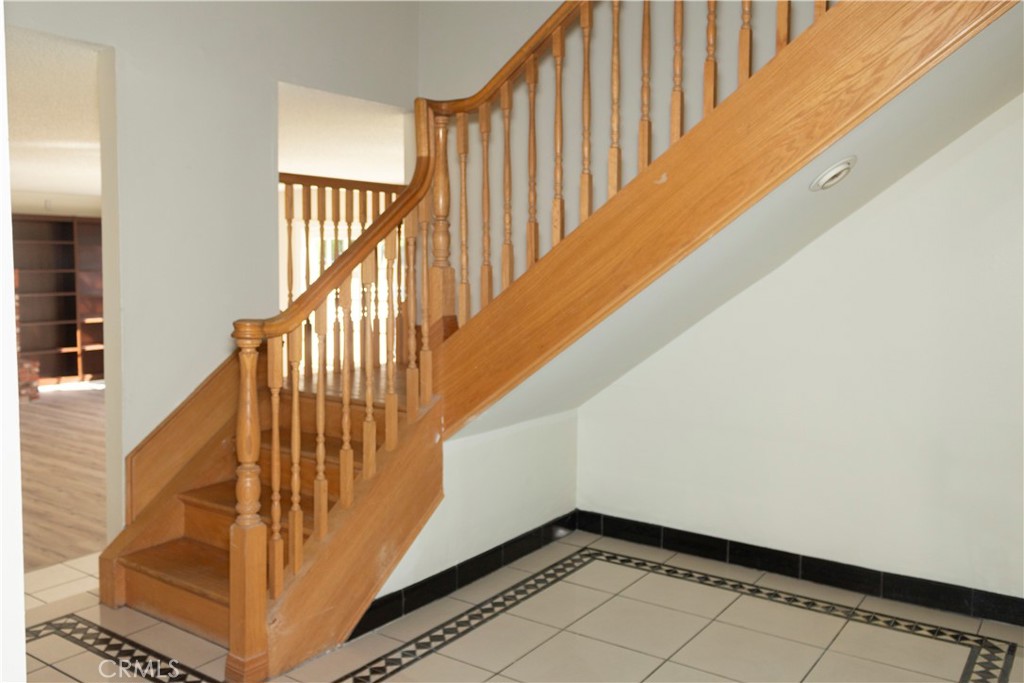 18710 Christina Property Photo 10