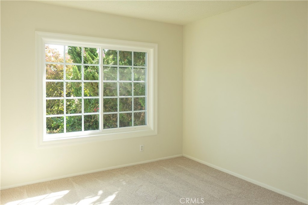 18710 Christina Property Photo 15