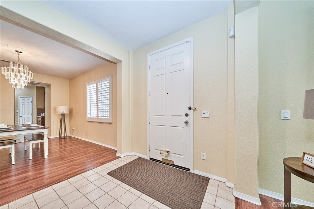 1043 Hawthorne Property Photo 17