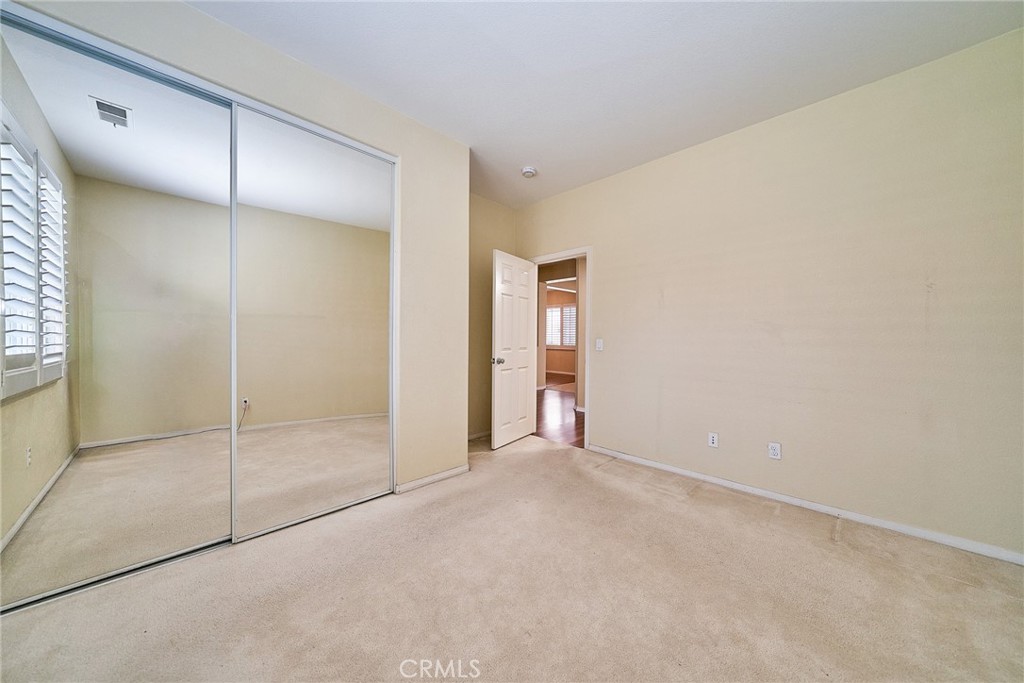 1043 Hawthorne Property Photo 21