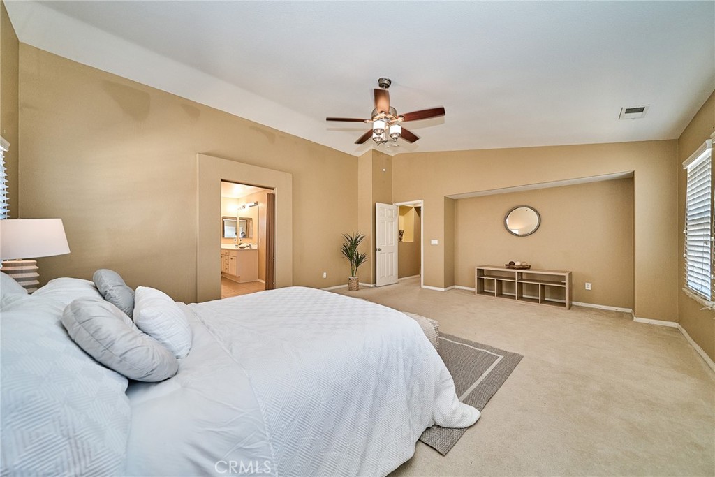 1043 Hawthorne Property Photo 29