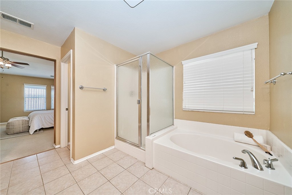 1043 Hawthorne Property Photo 32