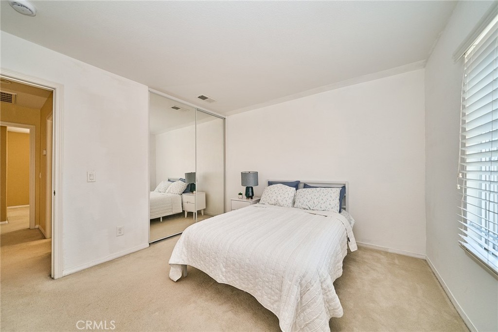 1043 Hawthorne Property Photo 41